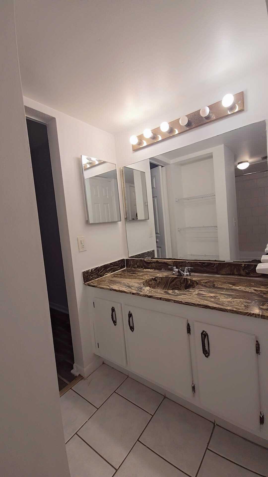 4111 Stirling Road, Unit 406 Fort Lauderdale, FL 33314 - Photo 17 of 26 4111OAKS40610