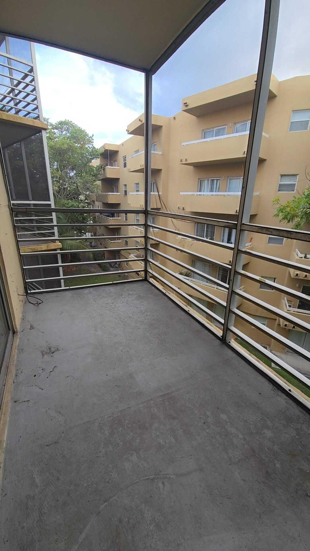 4111 Stirling Road, Unit 406 Fort Lauderdale, FL 33314 - Photo 26 of 26 4111OAKS40623