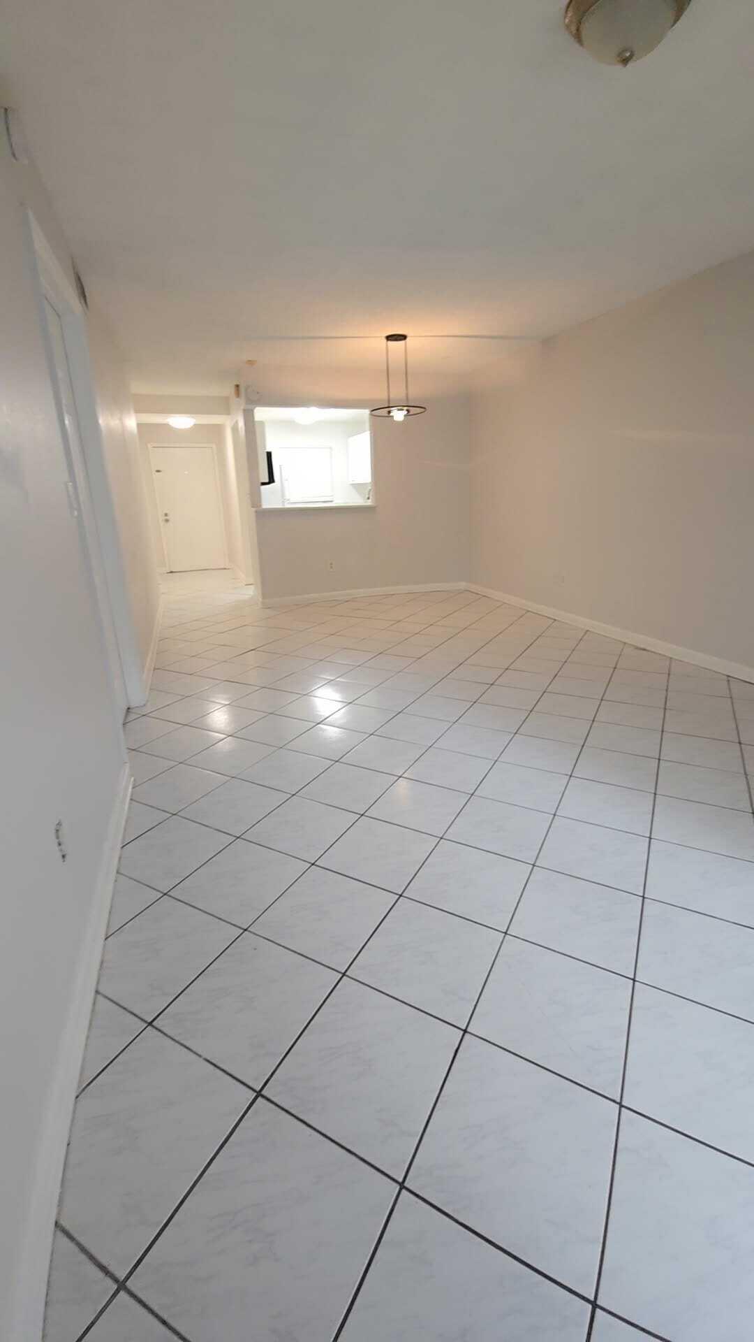 4111 Stirling Road, Unit 406 Fort Lauderdale, FL 33314 - Photo 5 of 26 4111OAKS40622
