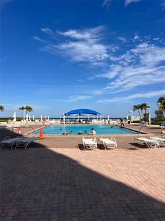 $338,000 | Parker Dorado, Hallandale Beach, FL 33009