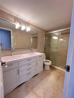 $338,000 | Parker Dorado, Hallandale Beach, FL 33009