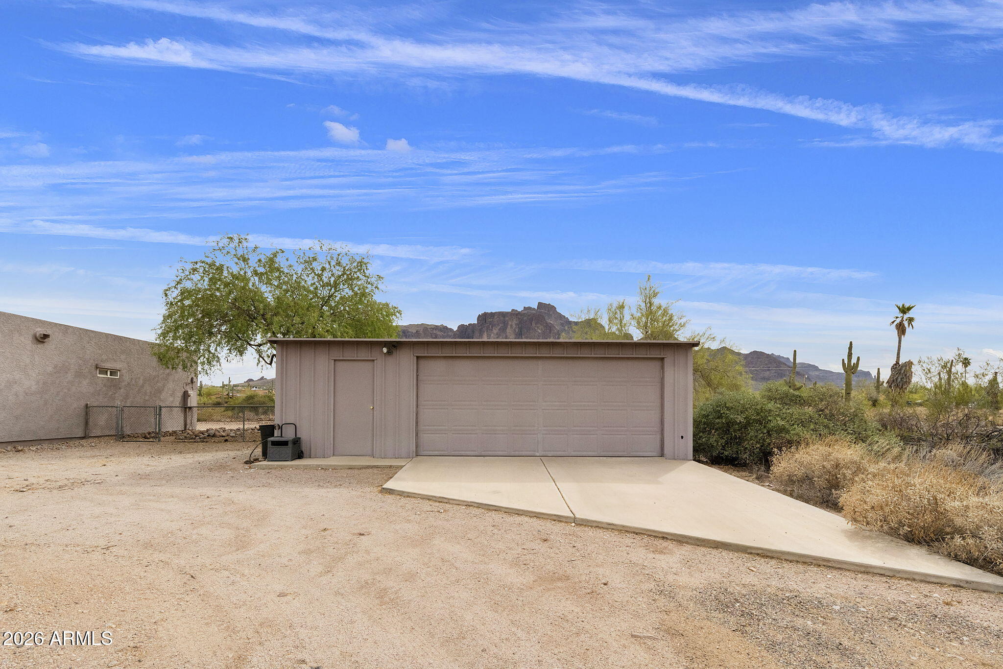 1775 North Mountain View Road Apache Junction, AZ 85119 - Photo 14 of 36 MV detached garage