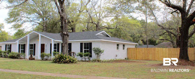 1001 Oak Ridge Road West Mobile, AL 36609 - Photo 2 of 24
