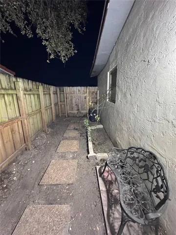 $529,999 | 6727 Sheridan Street, Hollywood, FL 33024