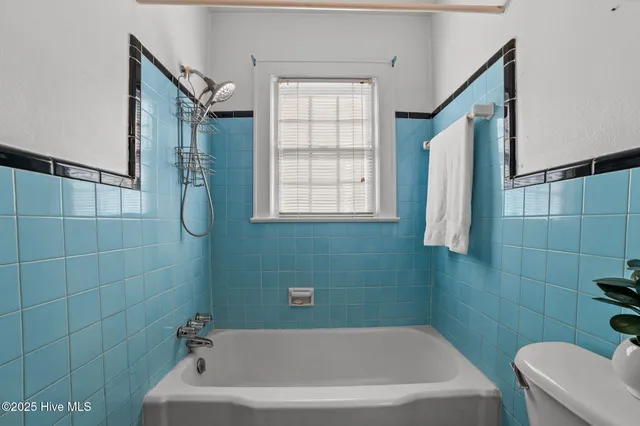 $169,900 | 916 North Pembroke Avenue, Ahoskie, NC 27910