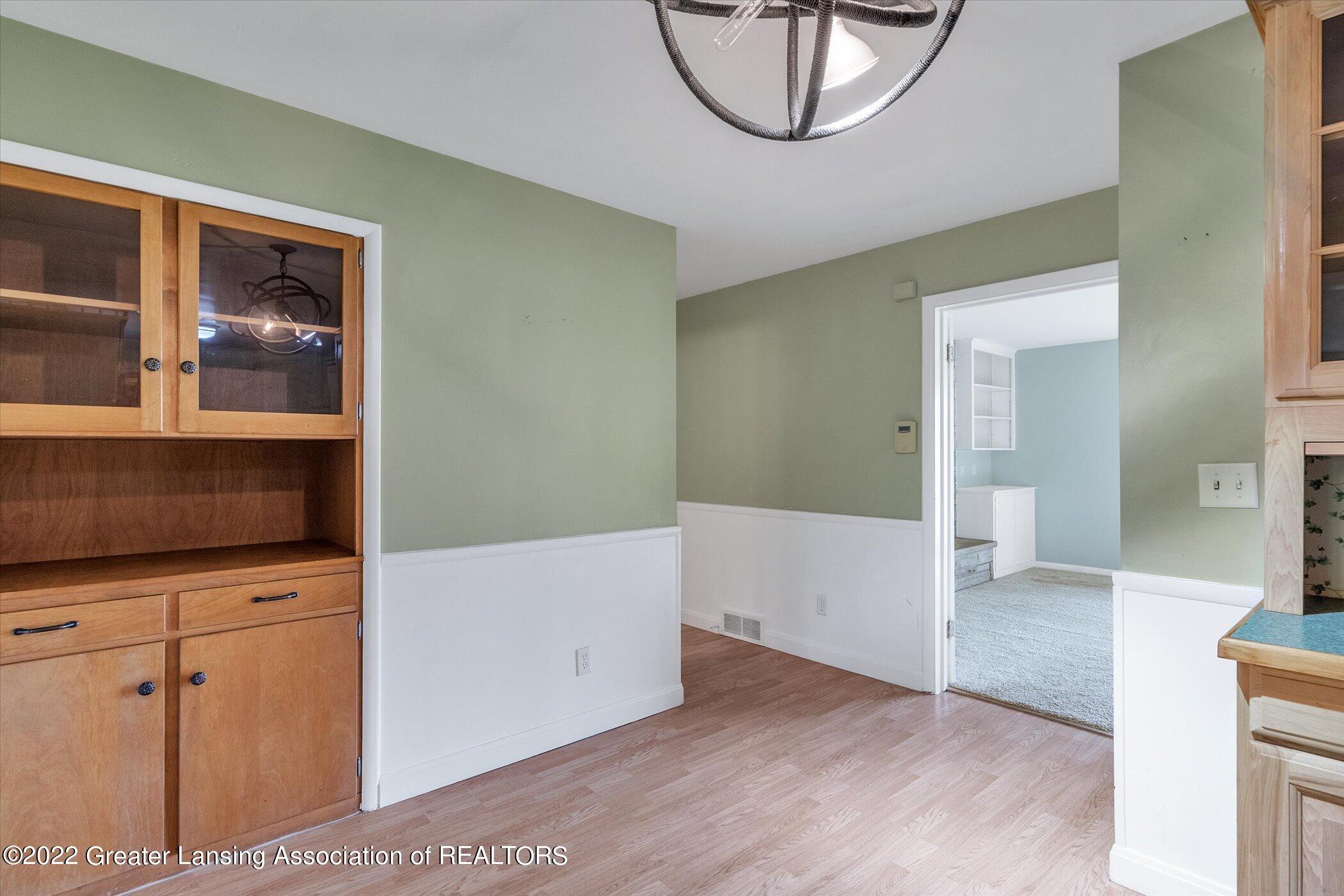 3400 Tecumseh River Road Lansing, MI 48906 - Photo 8 of 37 6