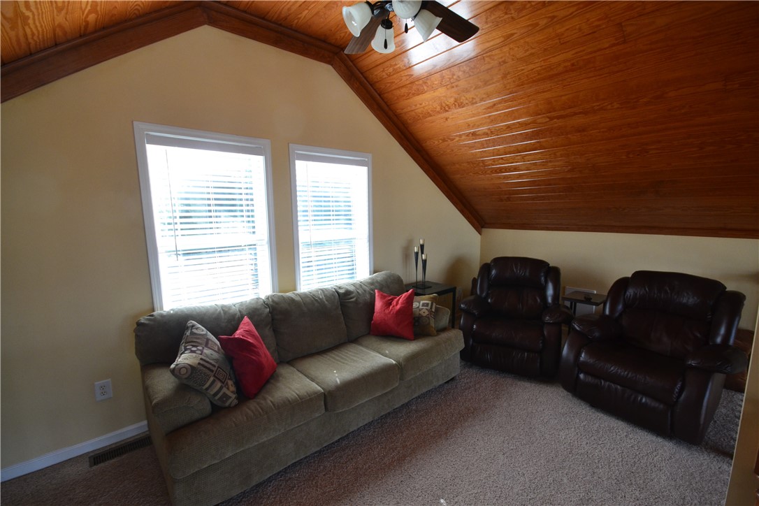 319 Suttles Road Martin, GA 30557 - Photo 16 of 28