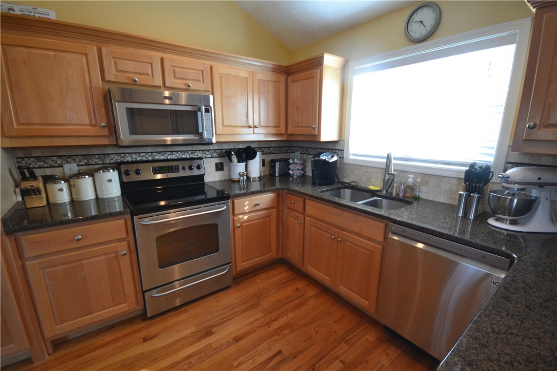 319 Suttles Road Martin, GA 30557 - Photo 2 of 28