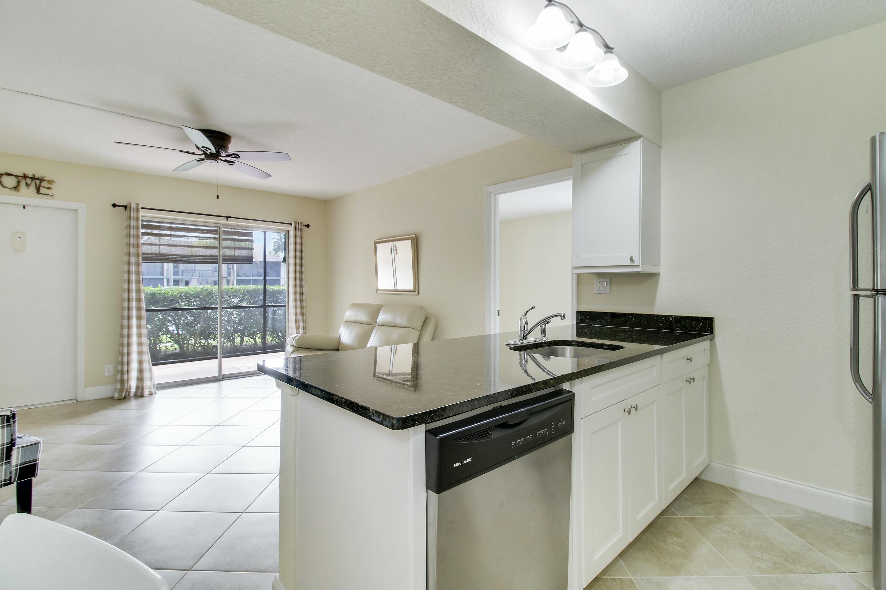 6285 Chasewood Drive, Unit A Jupiter, FL 33458 - Photo 12 of 29 tempImage2VD1wo