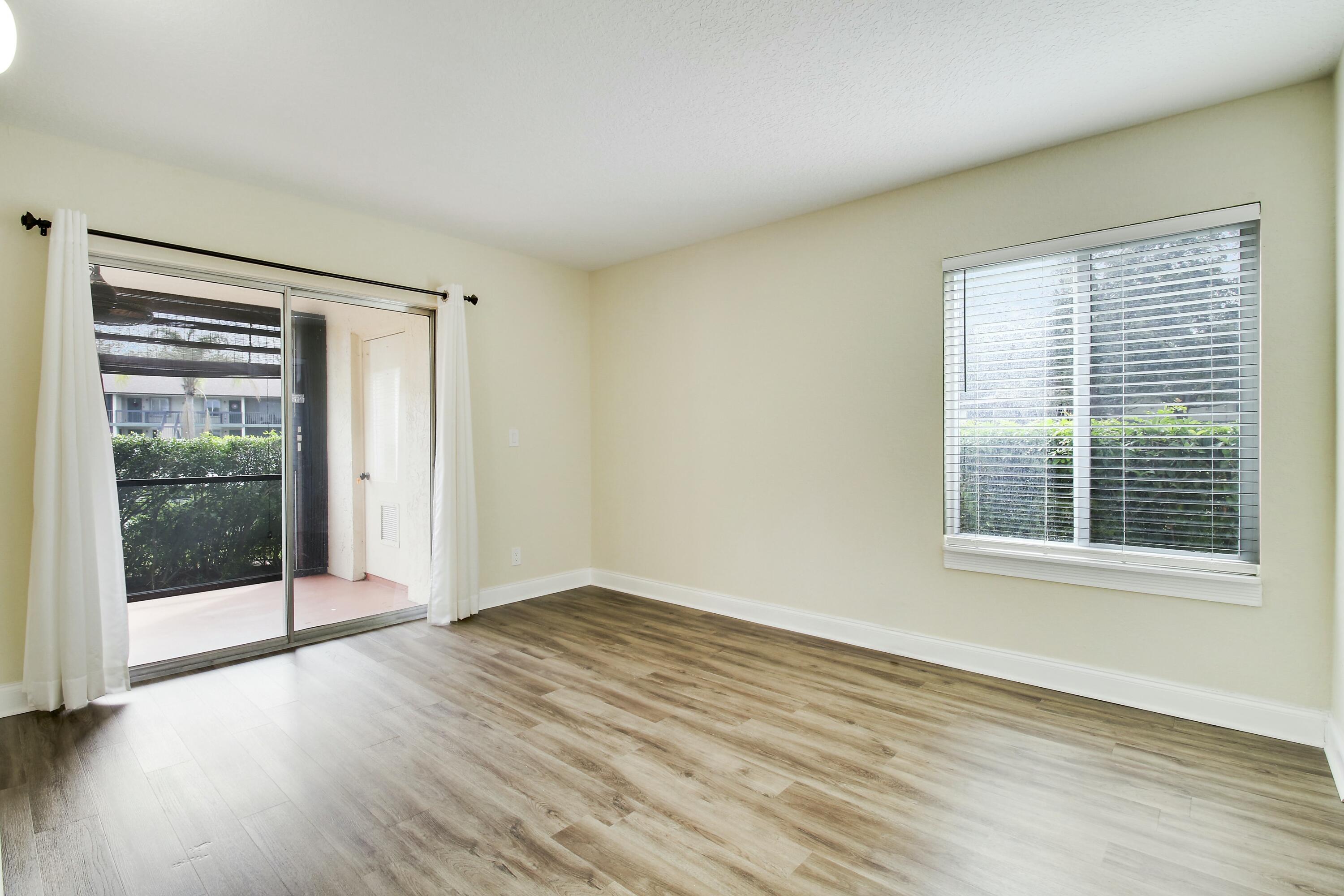 6285 Chasewood Drive, Unit A Jupiter, FL 33458 - Photo 16 of 29 tempImage6hd1XI