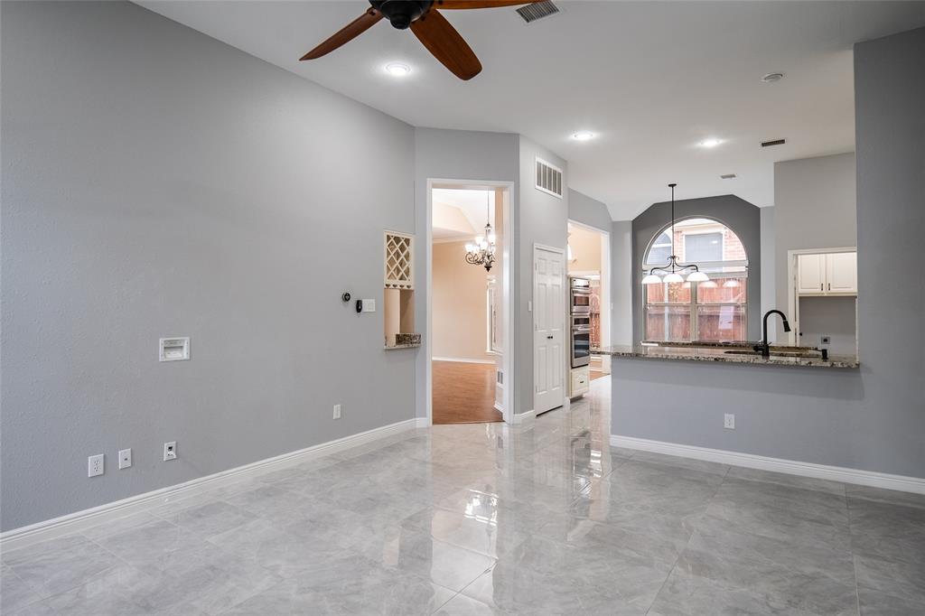 4664 Cherokee Path Carrollton, TX 75010 - Photo 10 of 21