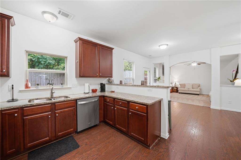 246 Manous Way Canton, GA 30115 - Photo 5 of 39