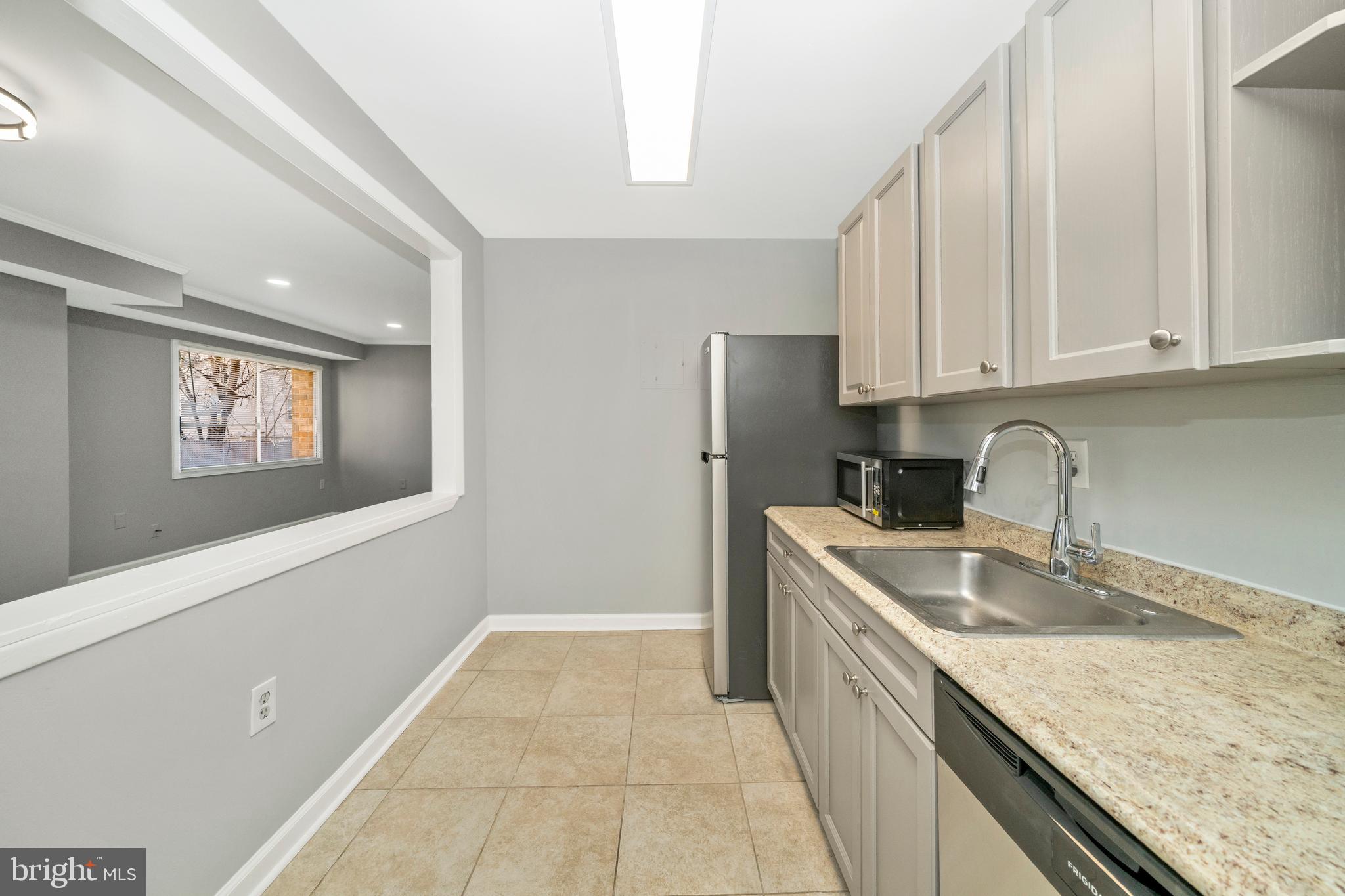 3754 Bel Pre Road, Unit 37541 Silver Spring, MD 20906 - Photo 17 of 40 Kitchen