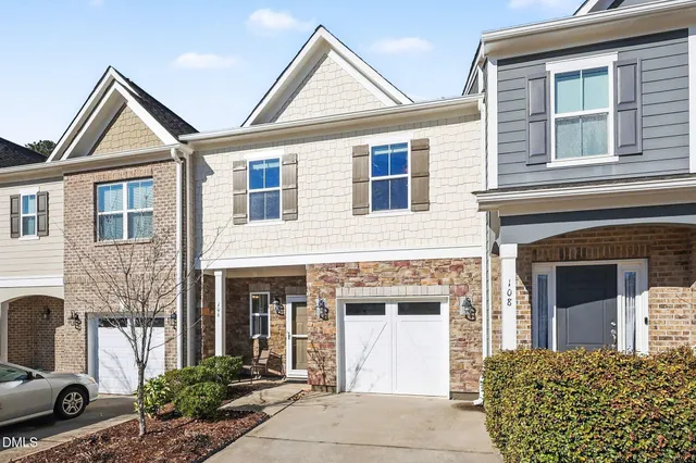 $389,750 | 106 Castien Cove Place, Apex, NC 27539