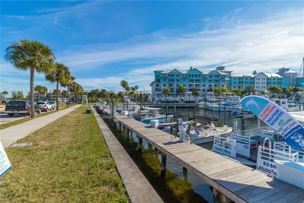 $2,500 | 3255 Mangrove Point Drive, Ruskin, FL 33570