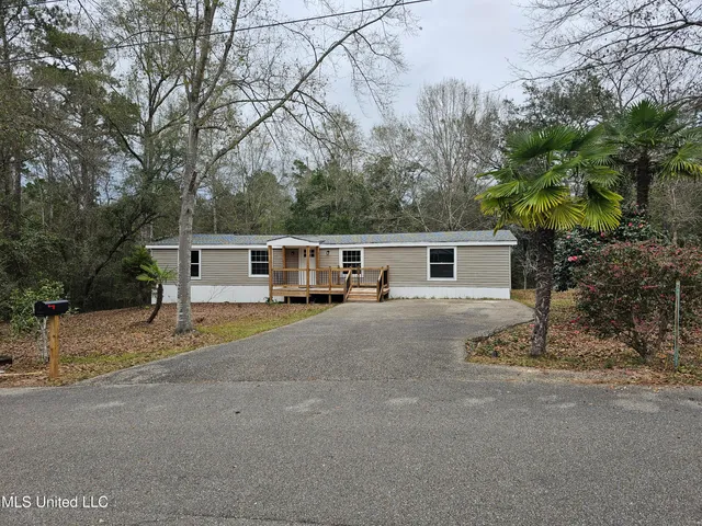 $138,900 | 9712 Lualini Place, Diamondhead, MS 39525