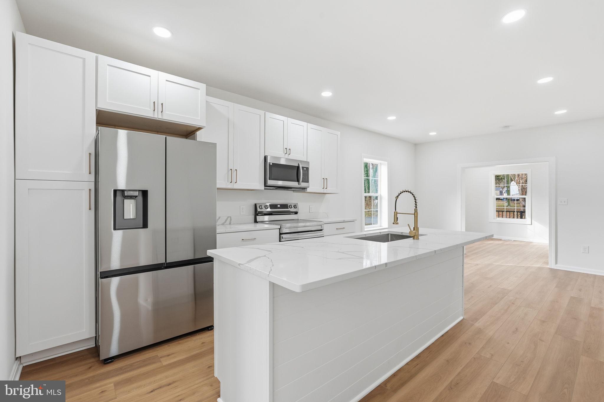 12219 River Road Remington, VA 22734 - Photo 13 of 31 Stainless new appliances