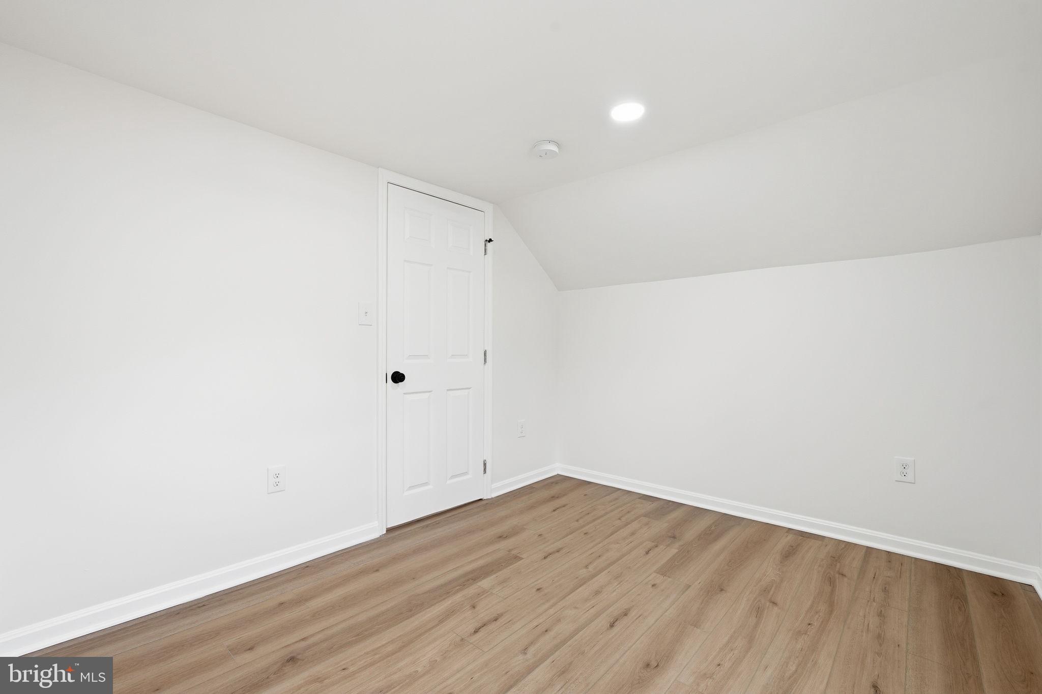 12219 River Road Remington, VA 22734 - Photo 24 of 31 a view of an empty room