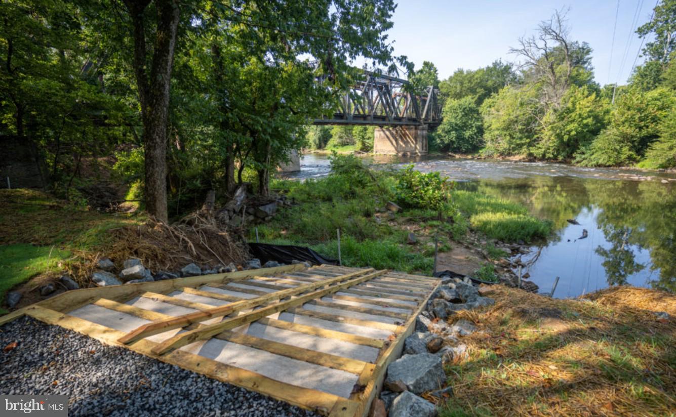 12219 River Road Remington, VA 22734 - Photo 29 of 31 Boat dock walking distance