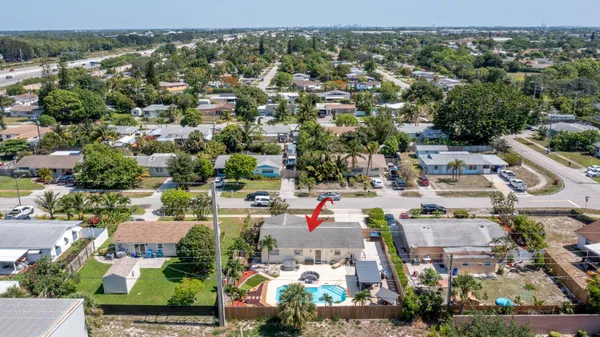$595,000 | 1416 West Hardee Street, Lantana, FL 33462