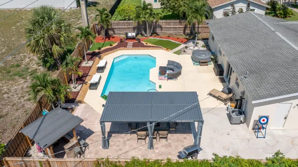 $595,000 | 1416 West Hardee Street, Lantana, FL 33462