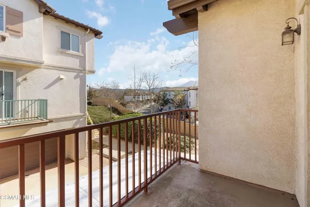 $720,000 | 212 Via Antonio, Newbury Park, CA 91320