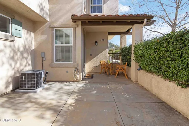$720,000 | 212 Via Antonio, Newbury Park, CA 91320