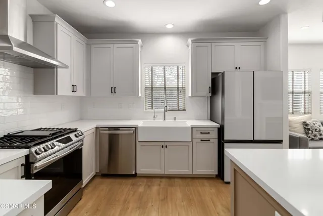 $720,000 | 212 Via Antonio, Newbury Park, CA 91320