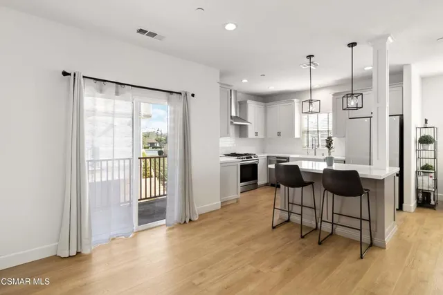 $720,000 | 212 Via Antonio, Newbury Park, CA 91320