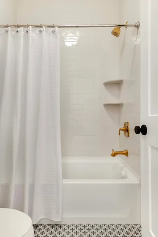 $928,230 | 6280 134th Street North, Hugo, MN 55038