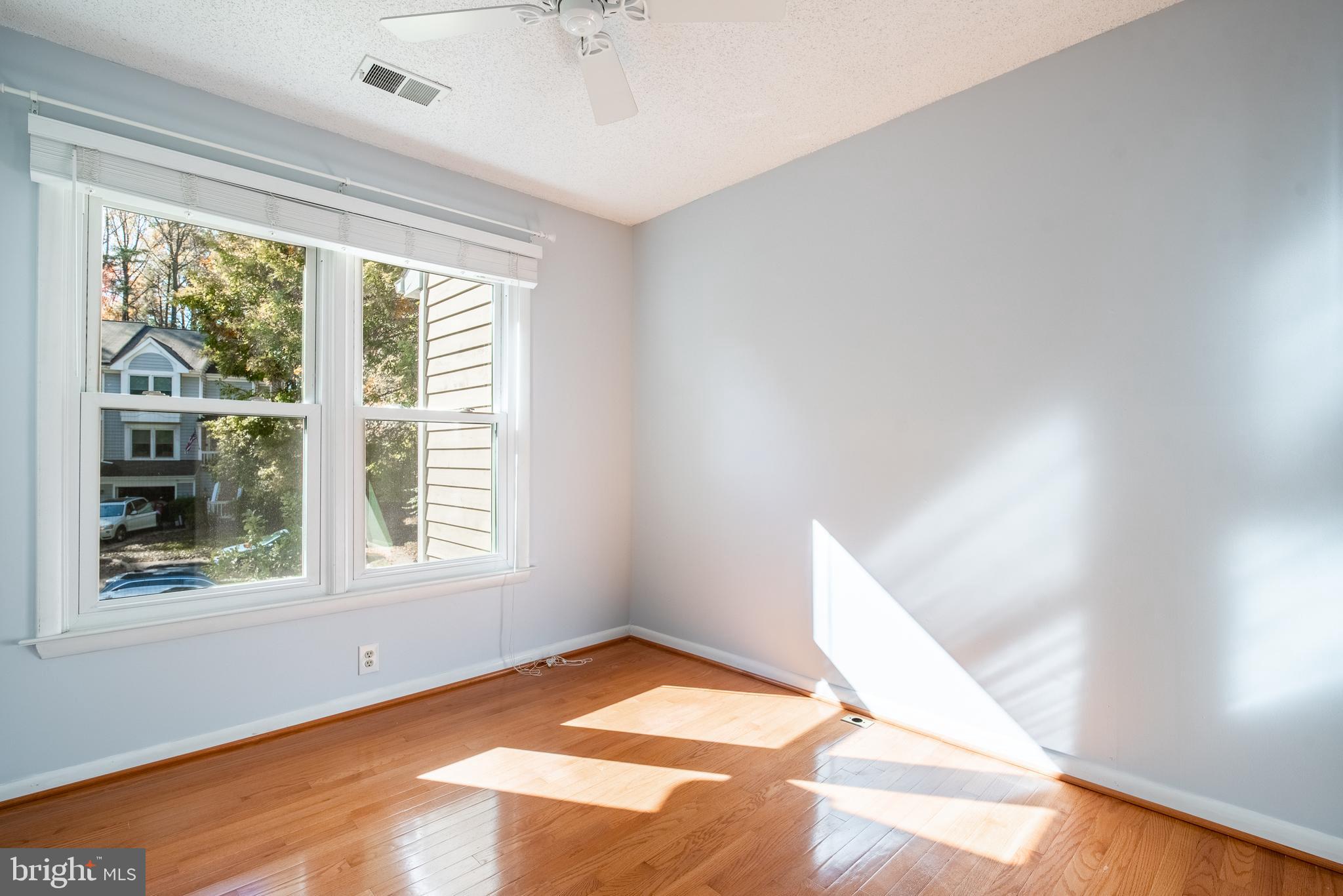 1405 Newport Spring Court Reston, VA 20194 - Photo 33 of 53 Gallery Image 33