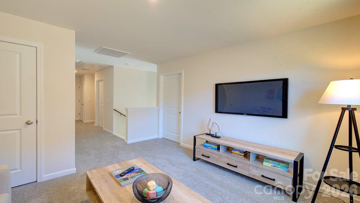 208 Hyder Rdg Road Asheville, NC 28804 - Photo 36 of 38 Gallery Image 36