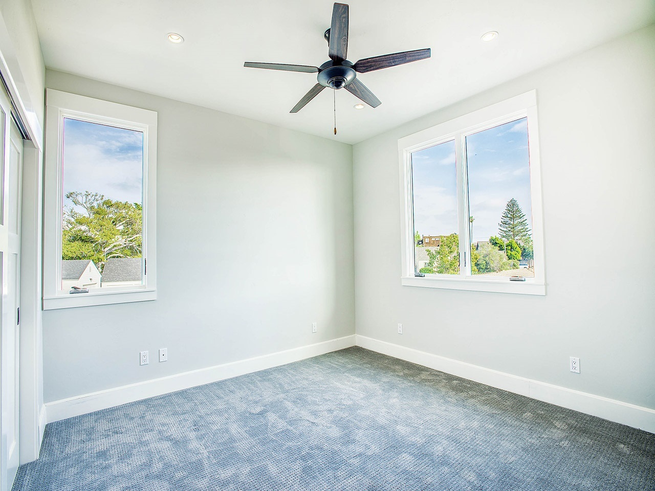 3423 Bayonne Drive San Diego, CA 92109 - Photo 17 of 25 Upstairs Bedroom 2