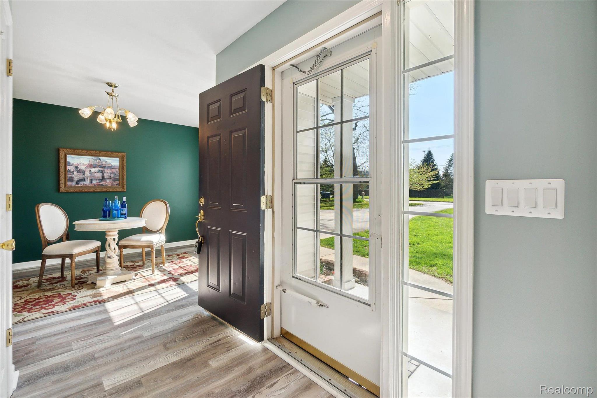 14435 Hogan Road Linden, MI 48451 - Photo 4 of 23 Gallery Image 4