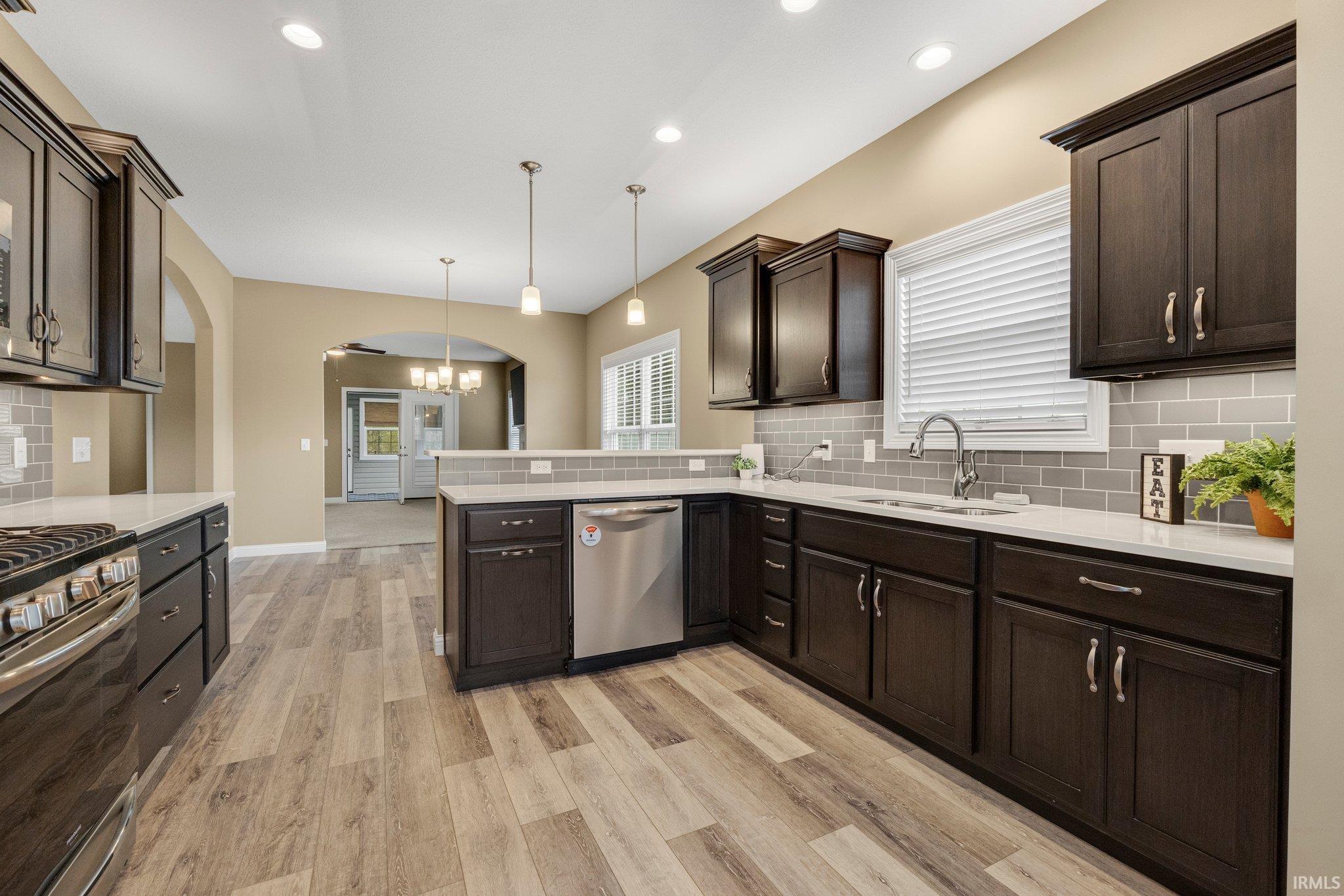 13642 Stone Table Boulevard Fort Wayne, IN 46845 - Photo 12 of 36