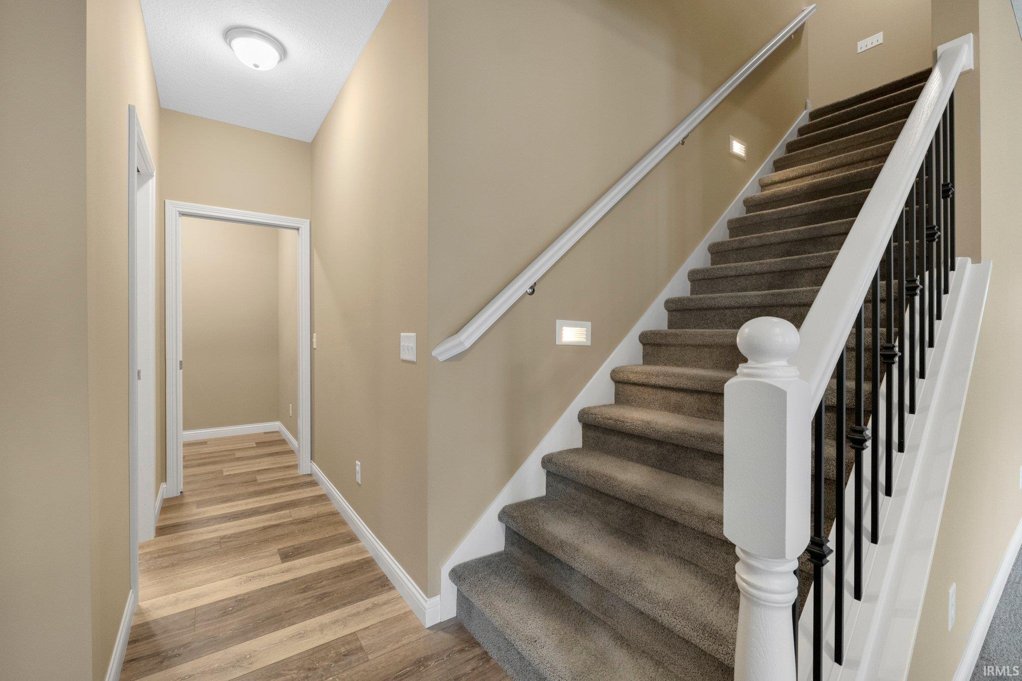 13642 Stone Table Boulevard Fort Wayne, IN 46845 - Photo 29 of 36