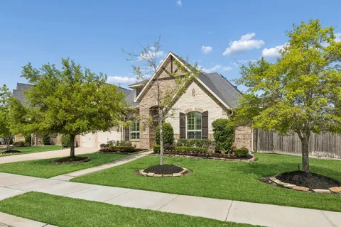 $585,000 | 6514 Woodleaf Lake Loop, Katy, TX 77493