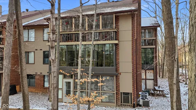 $350,000 | 104 Knoll Court, Unit C, Noblesville, IN 46062