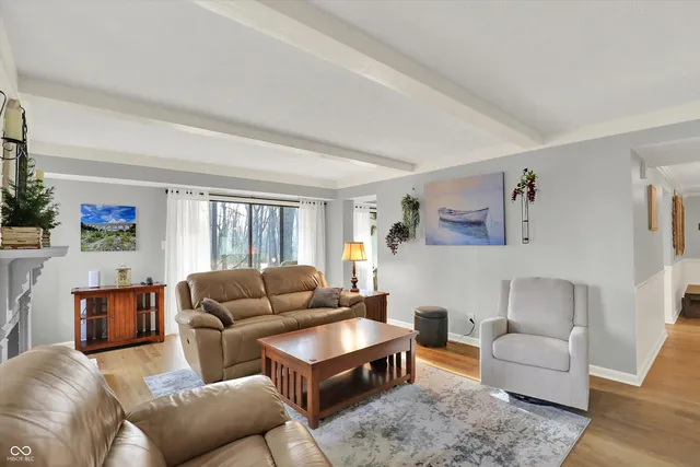 $350,000 | 104 Knoll Court, Unit C, Noblesville, IN 46062