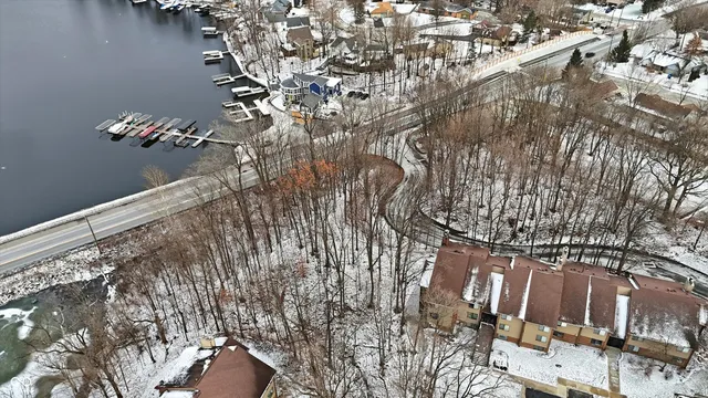 $350,000 | 104 Knoll Court, Unit C, Noblesville, IN 46062