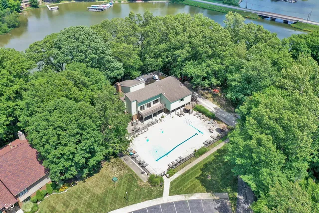 $350,000 | 104 Knoll Court, Unit C, Noblesville, IN 46062