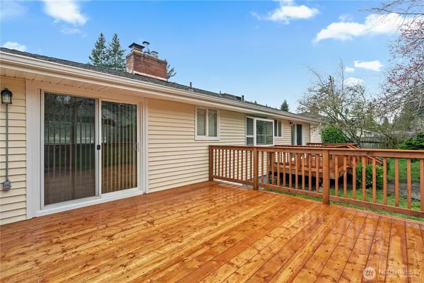 $749,950 | 16709 58th Place West, Lynnwood, WA 98037