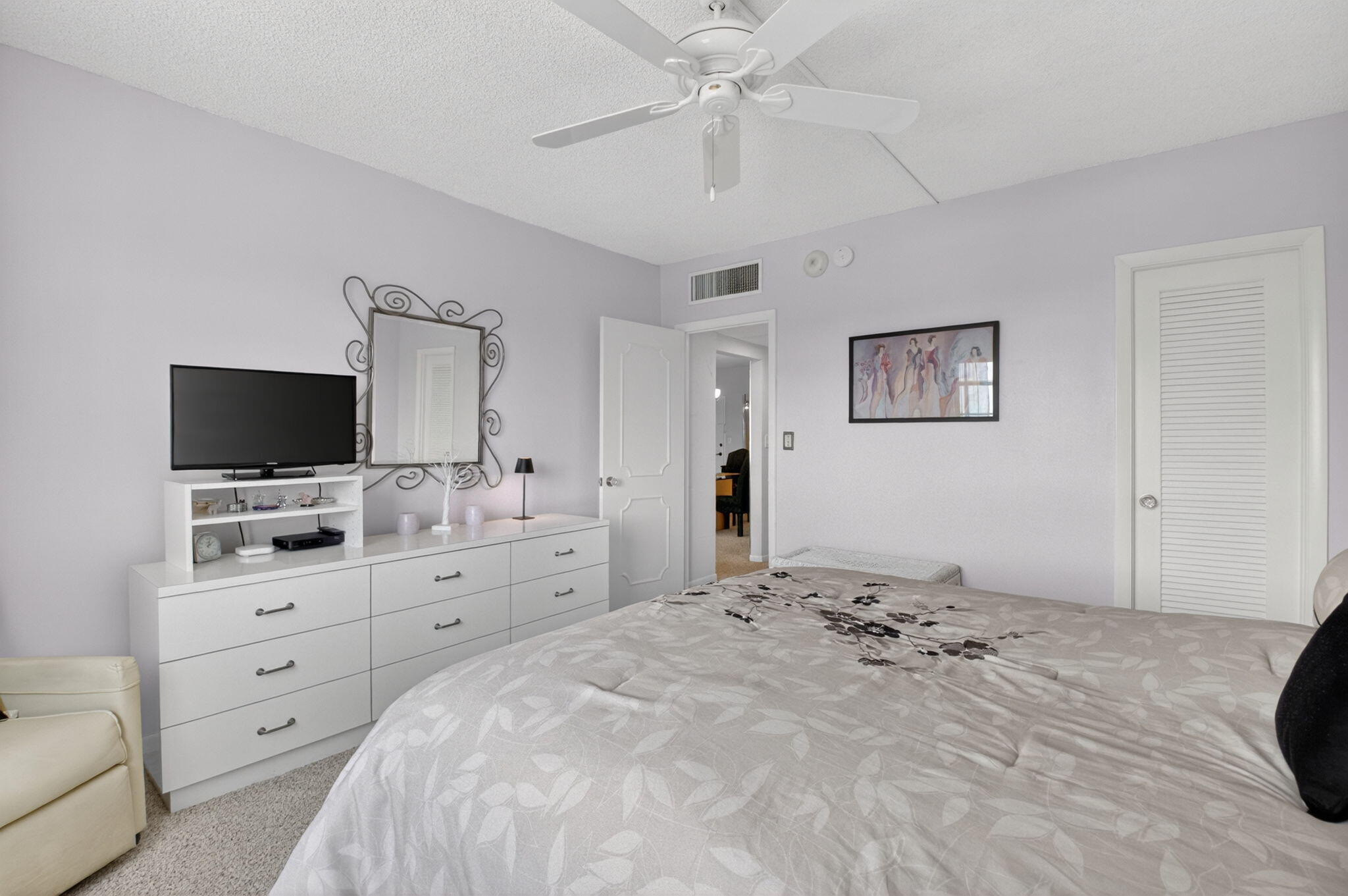 2851 South Ocean Boulevard, Unit 5M Boca Raton, FL 33432 - Photo 16 of 46 Primary Bedroom