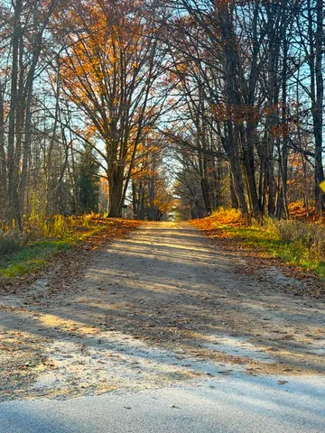 $34,700 | 8734 15 Mile Road, Paris, MI 49338