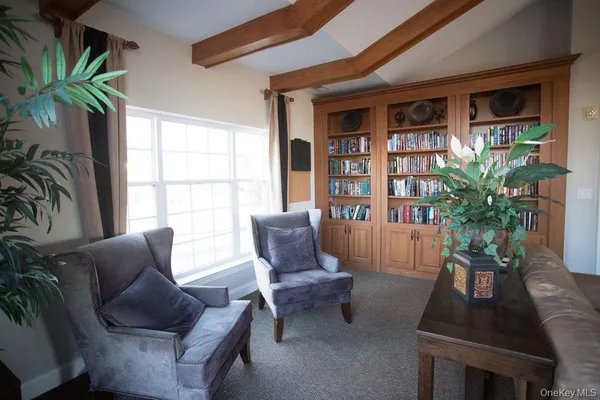 $425,000 | 919 Saratoga Lane, Fishkill, NY 12524