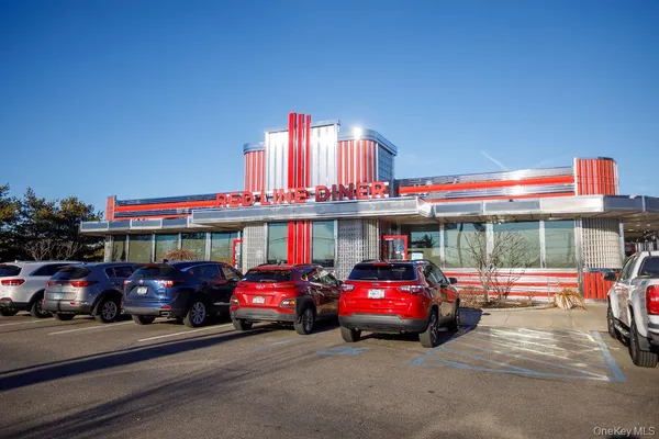 $425,000 | 919 Saratoga Lane, Fishkill, NY 12524