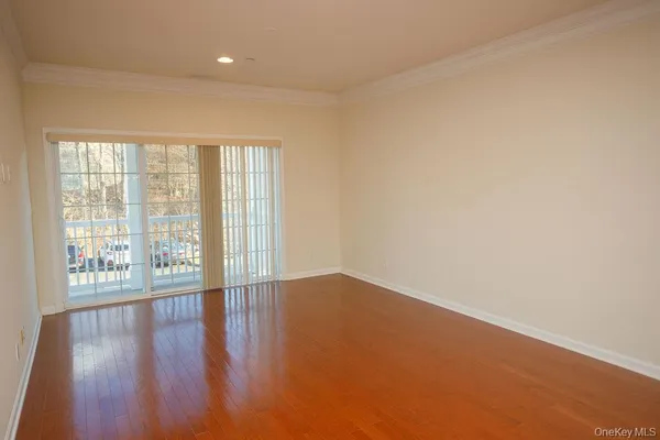 $425,000 | 919 Saratoga Lane, Fishkill, NY 12524