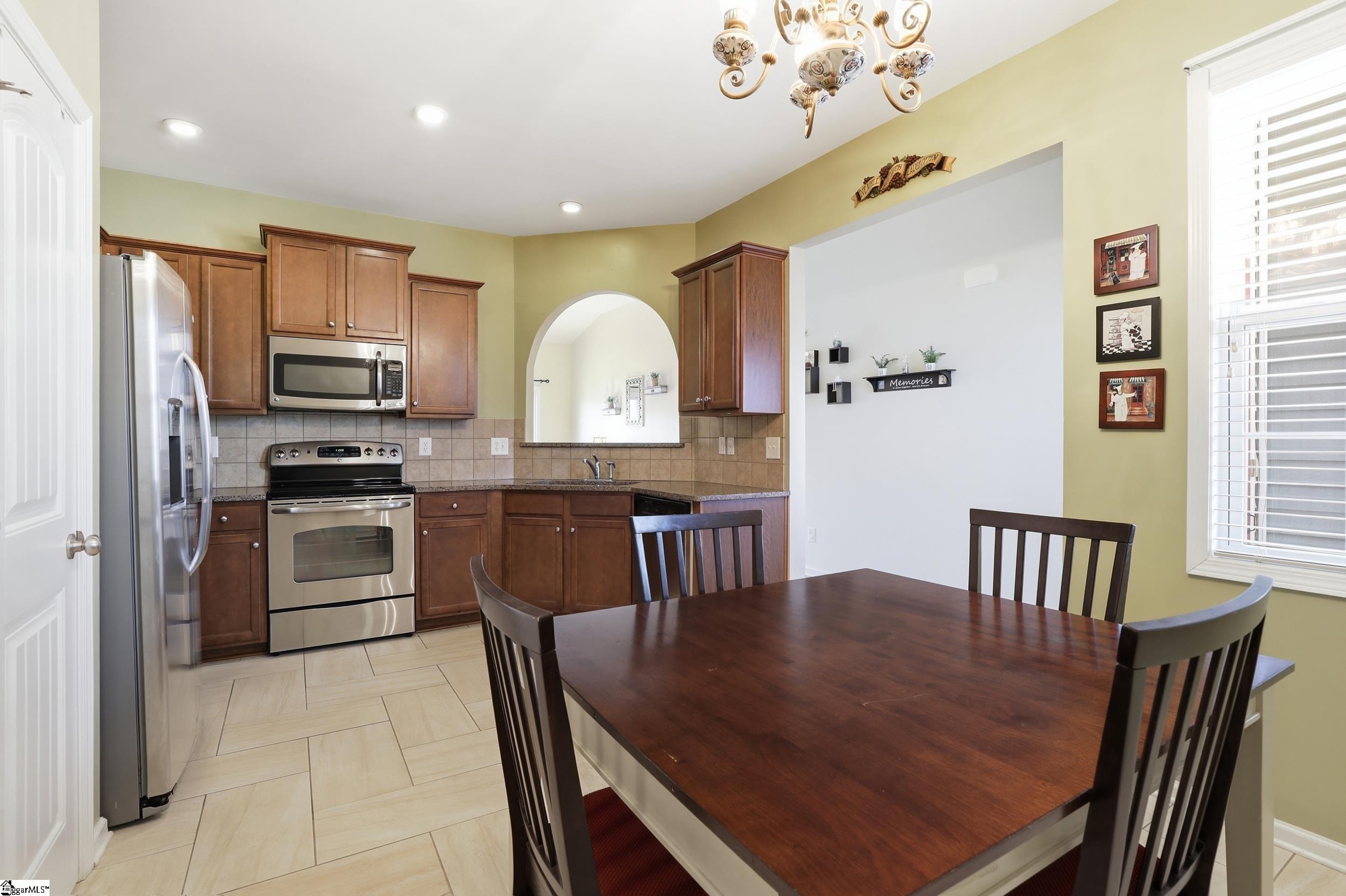 109 Salthouse Road Simpsonville, SC 29680 - Photo 6 of 30 Gallery Image 6