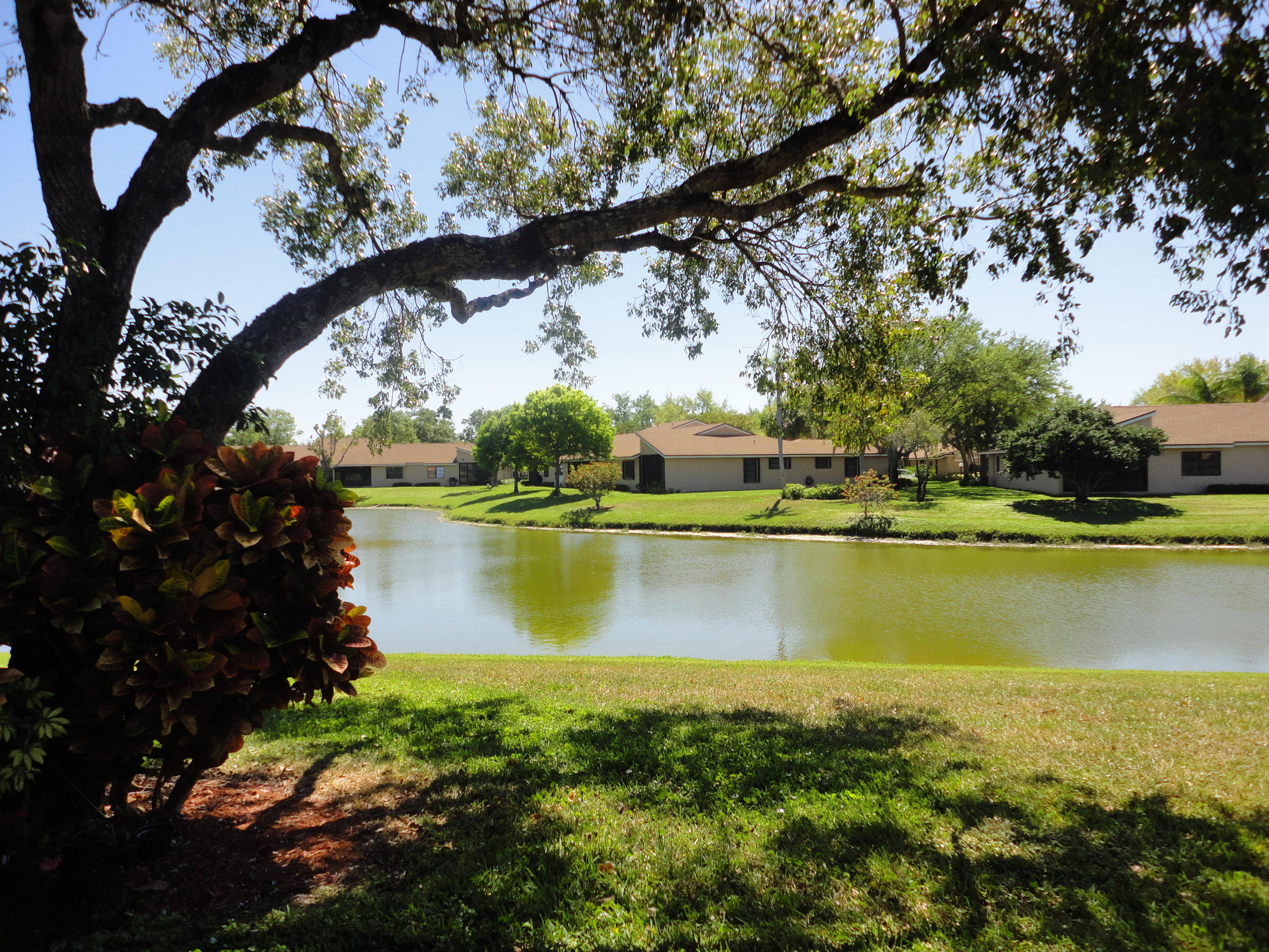 8278 Springlake Drive, Unit E Boca Raton, FL 33496 - Photo 2 of 35 VIEW