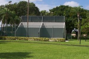 8278 Springlake Drive, Unit E Boca Raton, FL 33496 - Photo 31 of 35 Racquetball